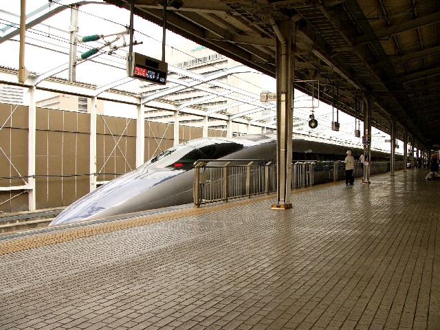 0607shin-osaka cw33.JPG